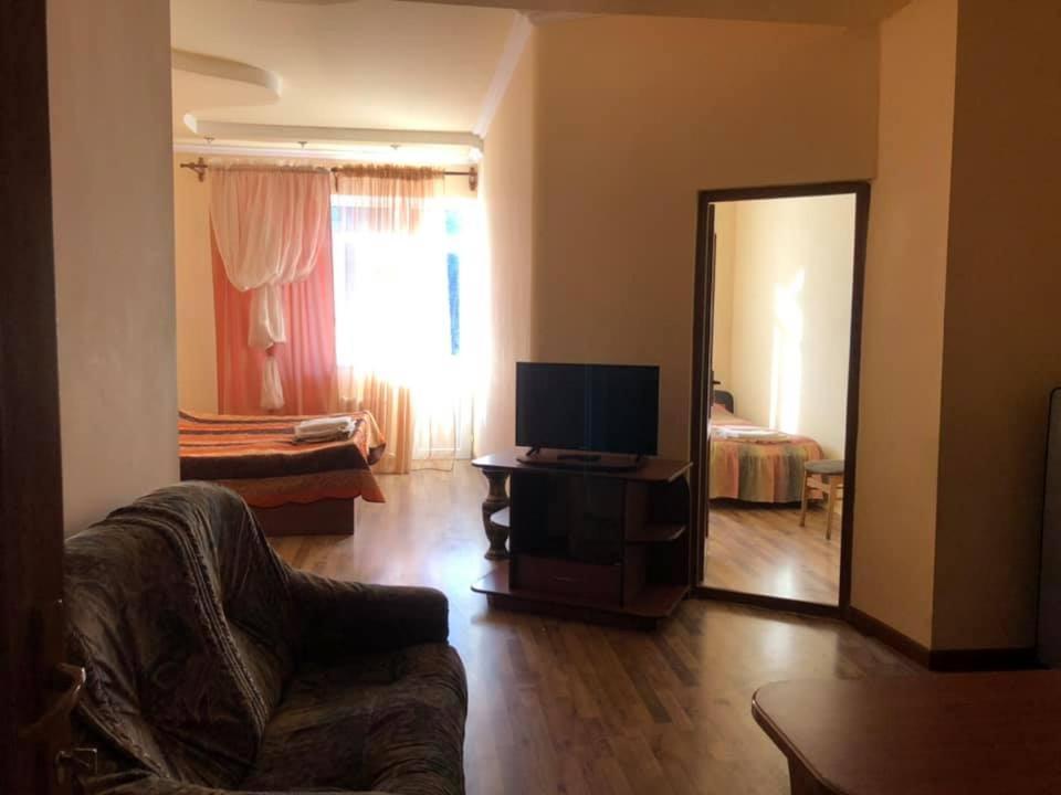 Ripa Hotell Tsaghkadzor Exteriör bild