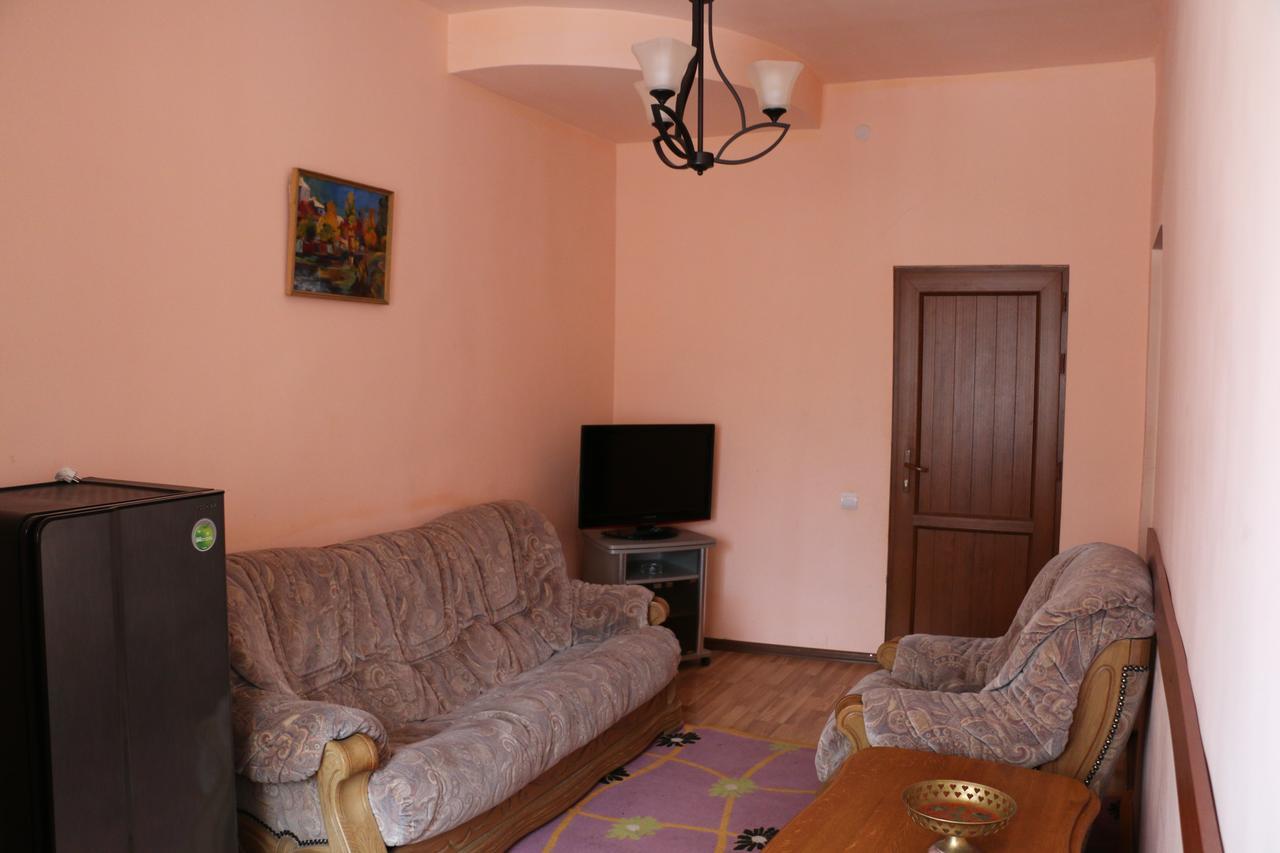 Ripa Hotell Tsaghkadzor Exteriör bild